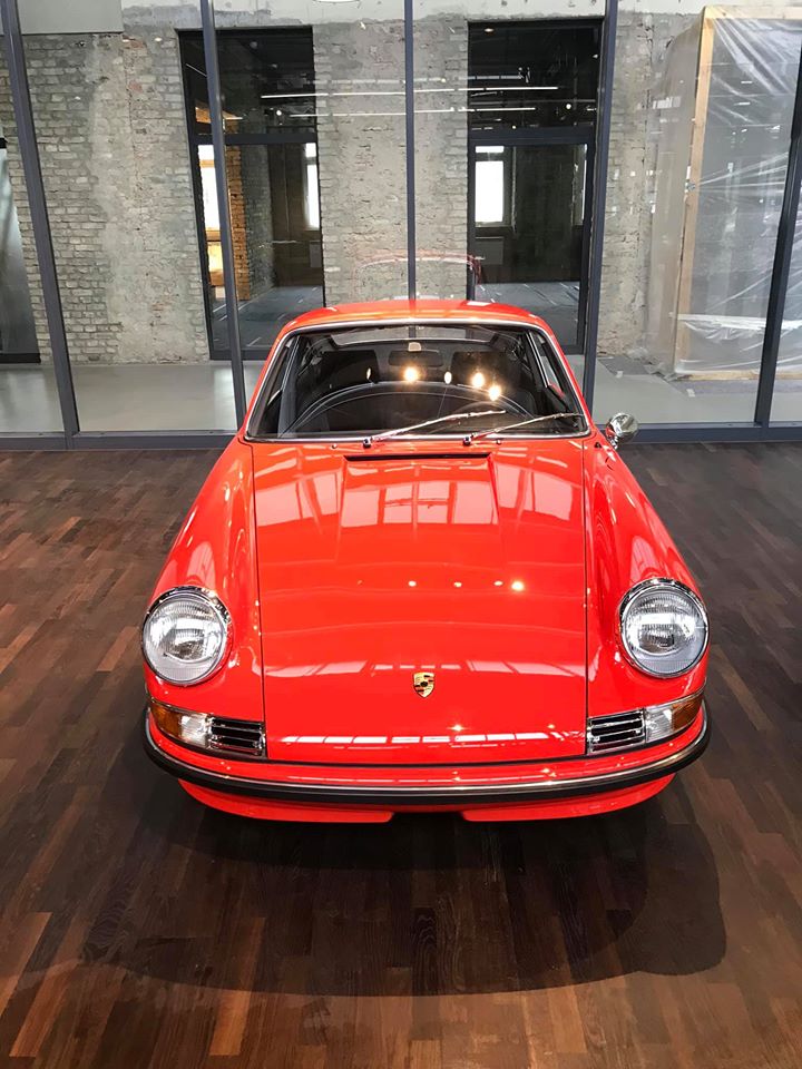 Porsche 911S 1968 full restoration (38)