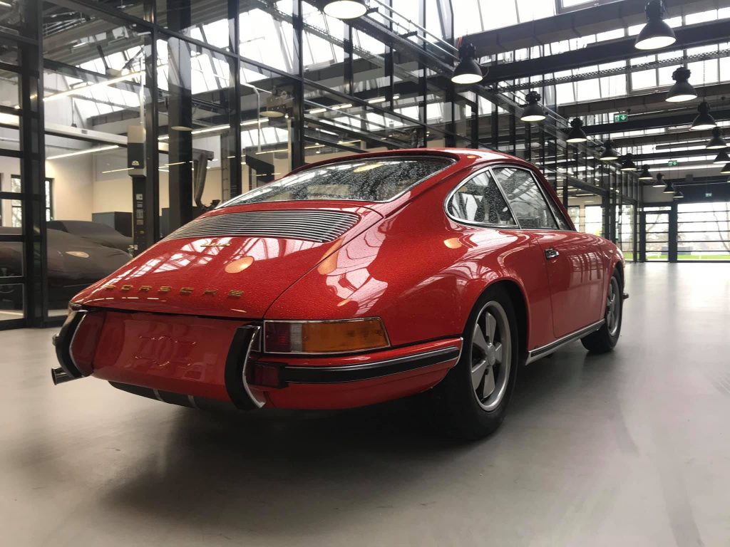 Porsche 911S 1968 full restoration (4)